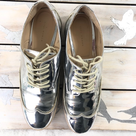 Zara Shoes - Zara Metallic Silver Mirror Wing Tip Oxfords 38 🎩
